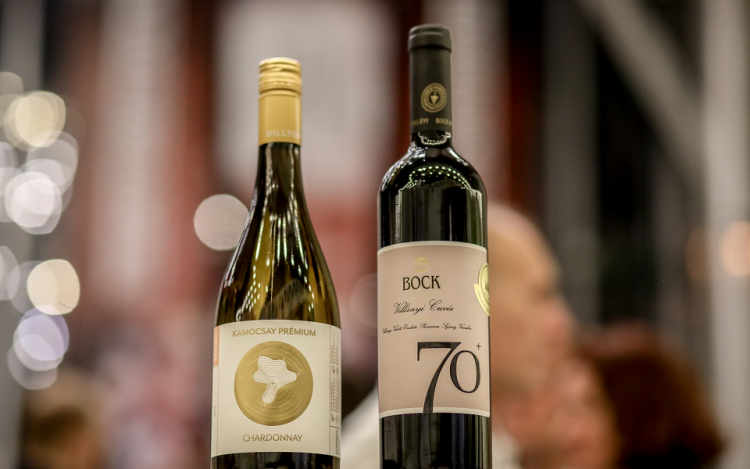 II. Vinóvár - a Bock70+ és a Kamocsay Chardonnay lettek a város borai 