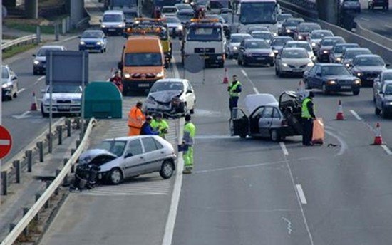 Baleset miatt teljes útzár a 82. számú főúton