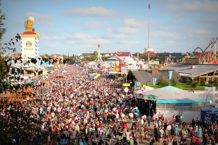 Ismét hatmillió fölé emelkedett a müncheni Oktoberfest látogatóinak száma