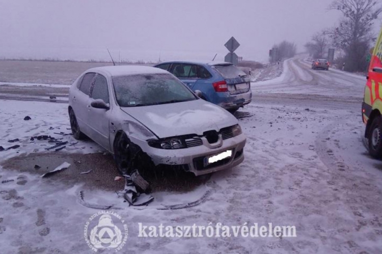  Téliesek az útviszonyok - óvatosan közlekedjenek! 