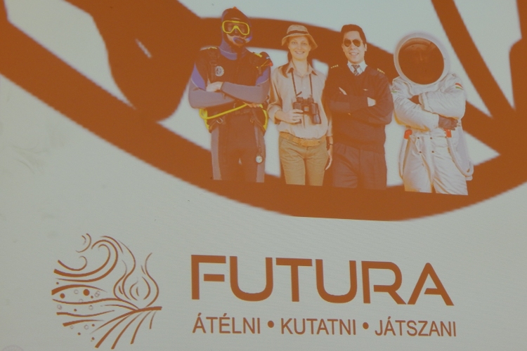 Turisztikai szakmai fórum a Futurában