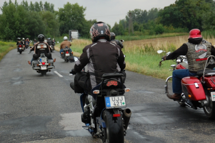 IV.Motoros Találkozó Dunakiliti (Szombat) --- Fotó: CseresnyesPhoto CSI