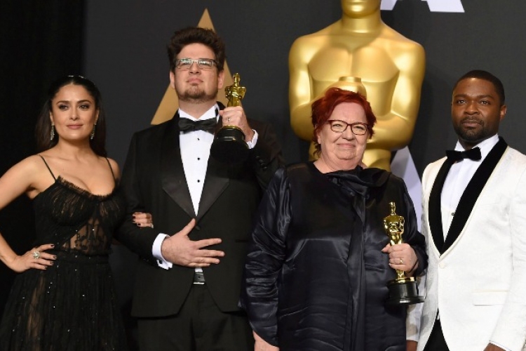 Már több ajánlattal megkeresték Hollywoodban az Oscar-díjas Mindenki alkotóit