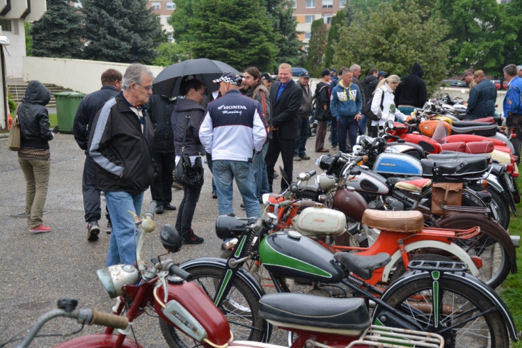 Veterán autó motor találkozó (Fotó: Nagy Mária)