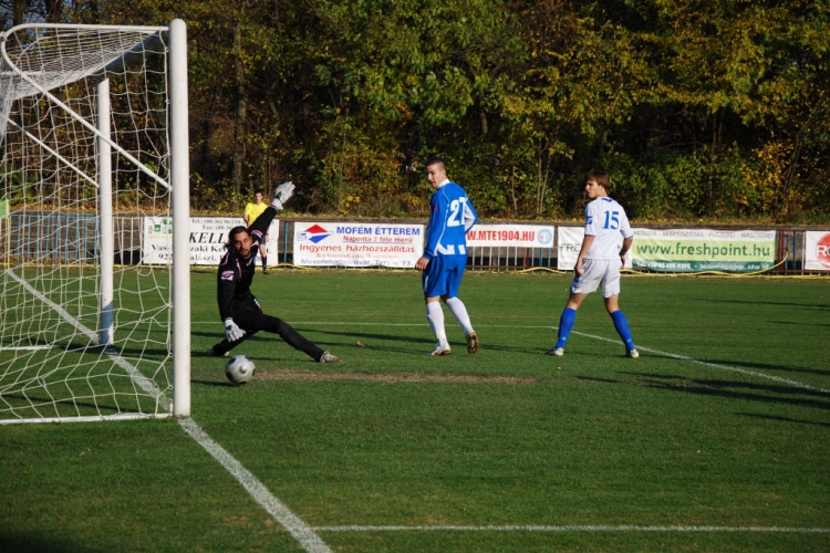 MTE 1904 - ZTE FC (2:1) Gratulálunk!  (Fotózta: Nagy Mária)