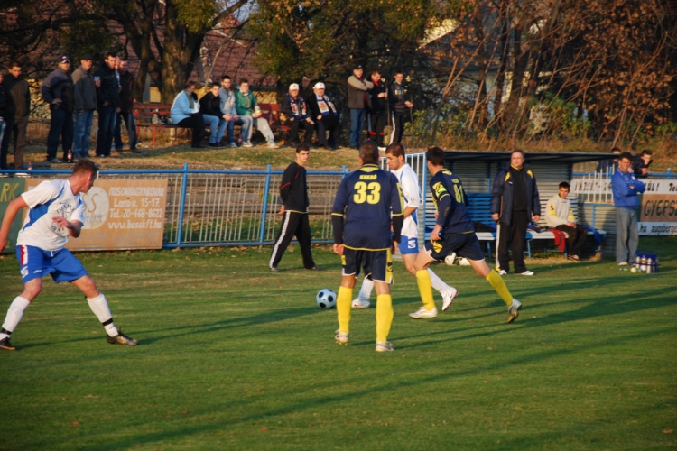 MTE 1904 B - Károlyházi SKE (0:2)  (Fotózta: Nagy Mária)