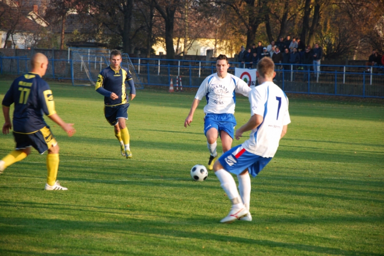 MTE 1904 B - Károlyházi SKE (0:2)  (Fotózta: Nagy Mária)