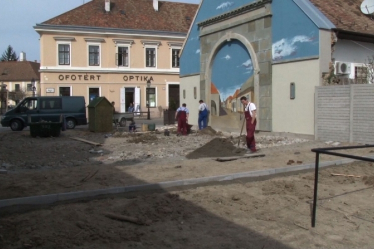 Új közösségi tér a Magyar utcában