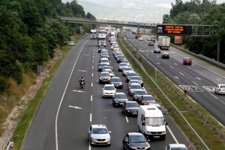 Figyeljünk magunkra és egymásra az ünnepek alatt is!