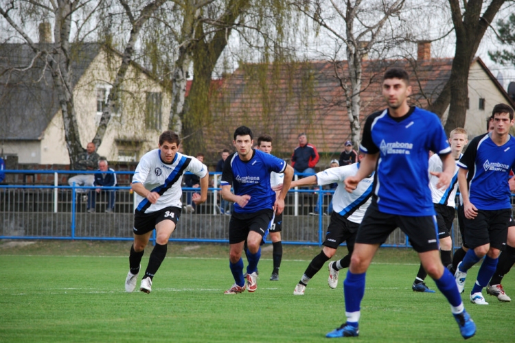 MTE 1904 - GYŐRSZENTIVÁN Kupameccs  (3:0) Gratulálunk!  (Fotózta: Nagy Mária)